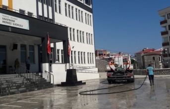 AKÇAABAT’TA OKULLAR YENİ EĞİTİM ÖĞRETİM YILINA HAZIRLANIYOR