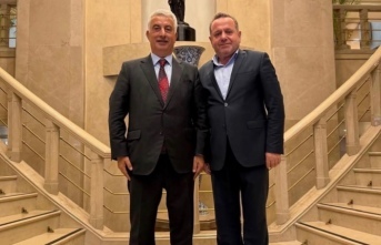 Milletvekili Koç işadamı usta’ya hayırlı olsun dedi.