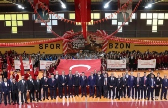 Cumhuriyet bayramı yomra’da çeşitli etkinlikler kutlanıyor.