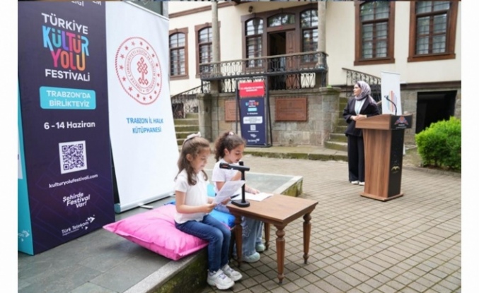 Festivale çocuklar renk kattılar