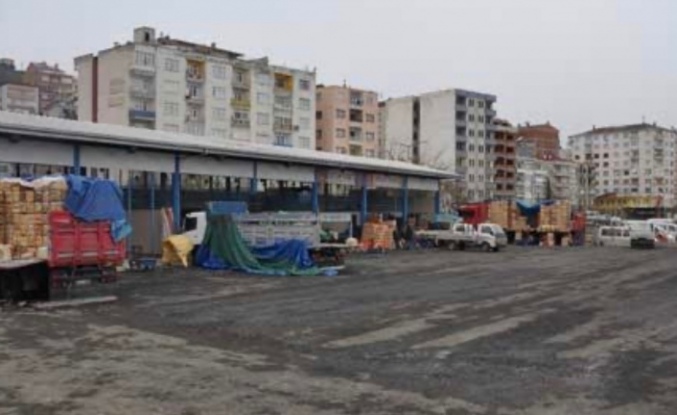 Ortahisar’da trafik kazası 2. yaralı.