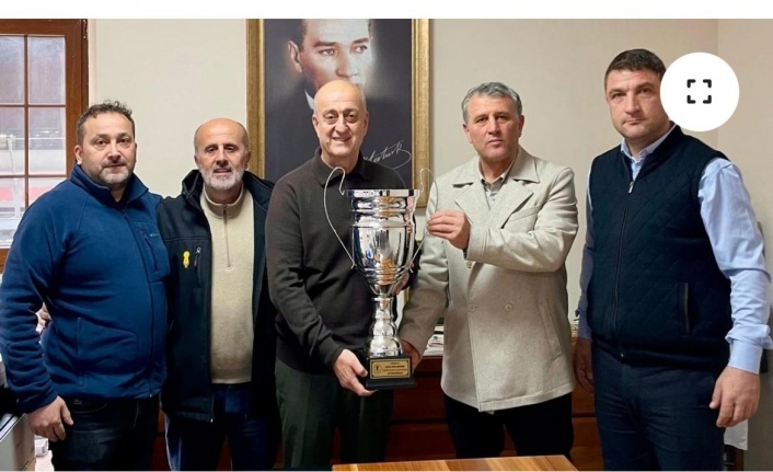 Kupayı Başkan Saral’a Getirdiler