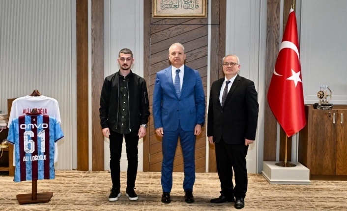 TuğanaBerk Kuyumculuk‘tan Emniyet Müdürü Loğoğlu’nu ziyaret