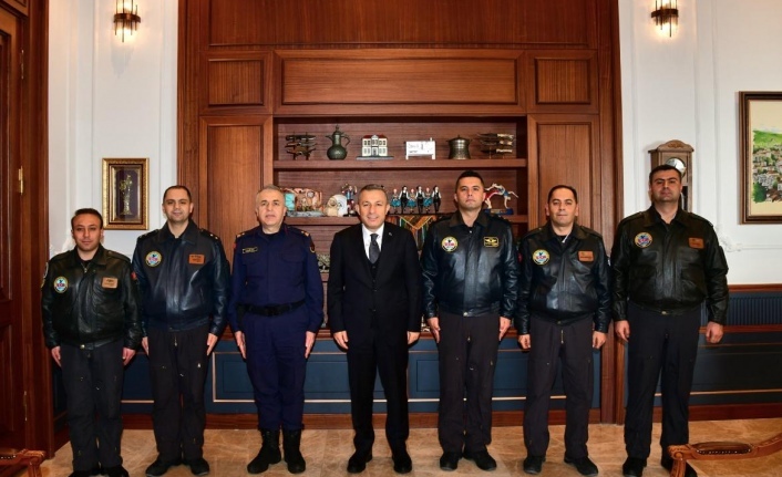 Bahattin Paşa ve beraberindekiler Vali Şahin’i ziyaret ettiler