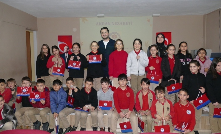 BÜYÜKŞEHİR’DEN ÇOCUKLARA 'AKRAN NEZAKETİ' EĞİTİMİ