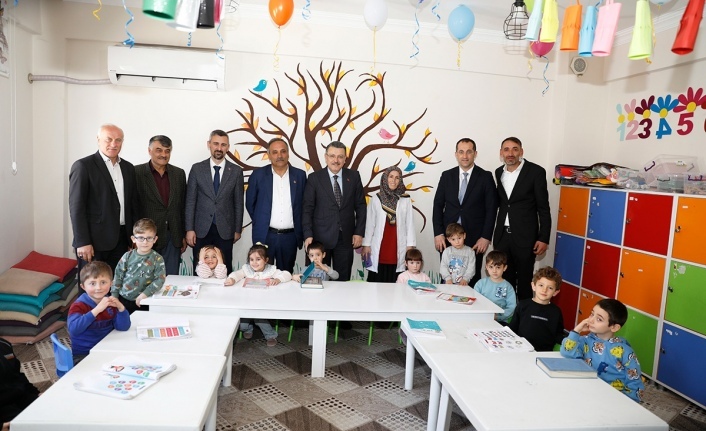 BAŞKAN GENÇ VE BAŞKAN EKİM IŞIKLAR MAHALLESİ’NDE VATANDAŞLARLA BULUŞTU