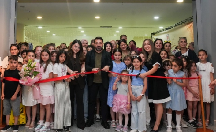 KURSİYERLERİN ESERLERİ SANATSEVERLERLE BULUŞTU