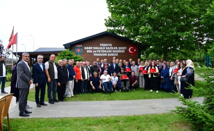 Vali Şahin, Şehit Aileleri ile Bir Araya Geldi