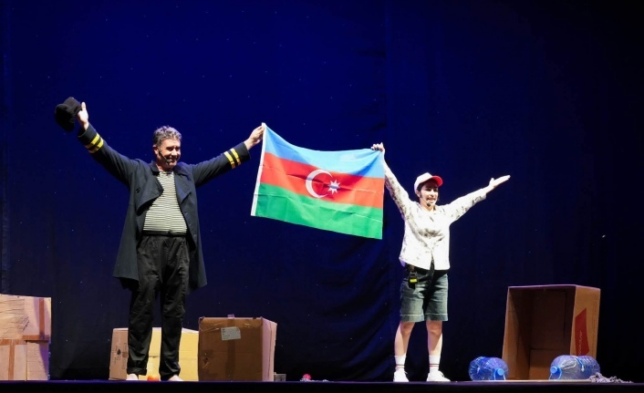 6. AÇIK HAVA TİYATRO GÜNLERİ AKÇAABAT'TA SANAT DOLU ANLARLA TAMAMLANDI