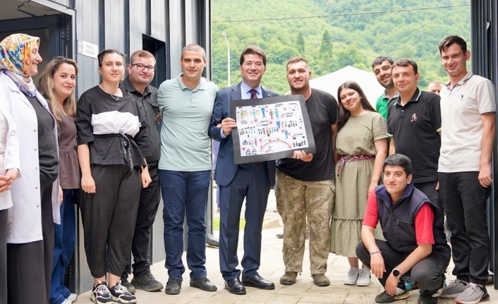 BAŞKAN KAYA, EN MUTLU KÖY'DE İSTİRİDYE MANTARI HASAT PROGRAMINA KATILDI  