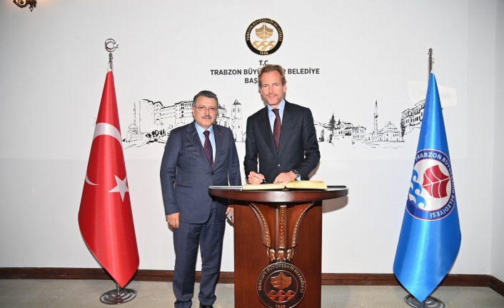 BÜYÜKELÇİ HENDRİK VAN DE VELDE’DEN BAŞKAN GENÇ’E ZİYARET