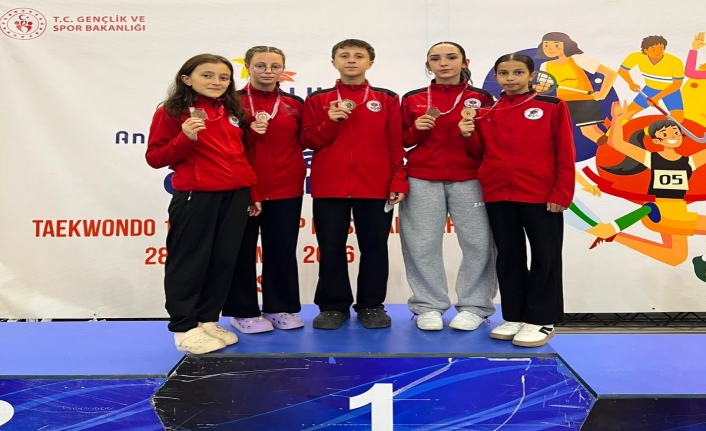BÜYÜKŞEHİR’İN SPORCULARI MADALYALARI TOPLADI