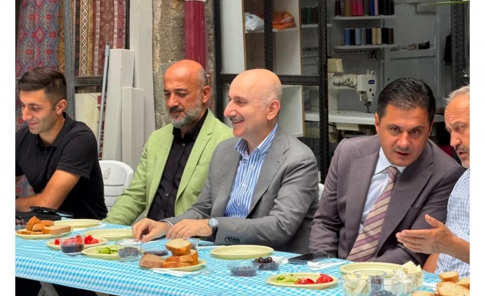 Milletvekili Karaismailoğlu Çarşı Esnafı ile Buluştu