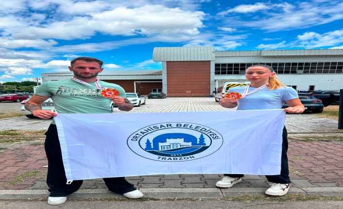 ORTAHİSAR BELEDİYESİ SPORCULARINDAN ÇİFTE ŞAMPİYONLUK