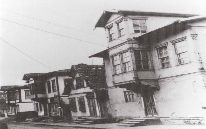 ''TRABZON SOKAKLARI'' KİTAPLAŞTI 
