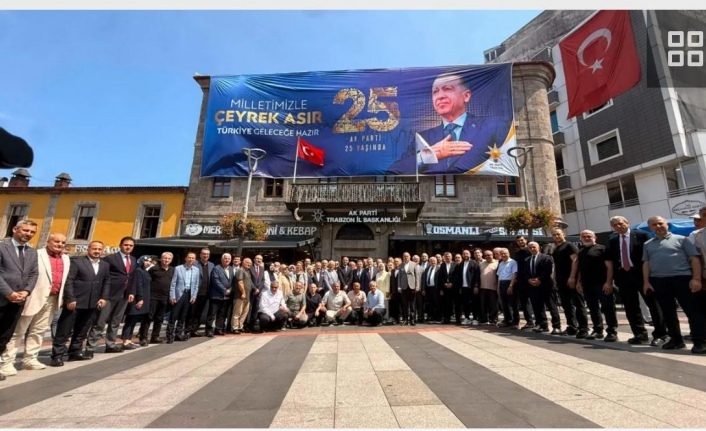AKP’nin 25 Kuruluş Yıl Dönümü Kutlanıyor