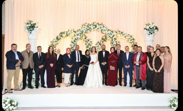 Edanur Hayatını Hazar ile Birleştirdi