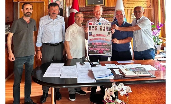İZMİŞ ŞENLİĞİ İÇİN HAZIRLIKLAR BAŞLADI