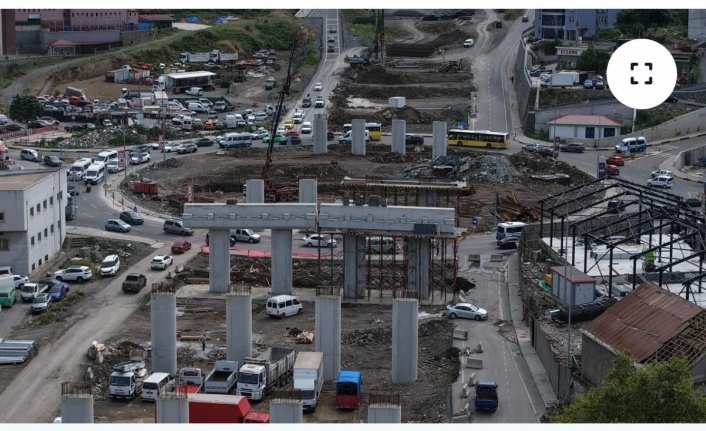 Trabzon'da Değirmendere Viyadüğü Yükseliyor