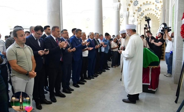 Vahide Dilekoğlu Son Yolculuğuna Uğurlandı