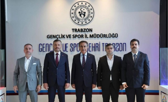 Başkan Hacısalihoğlu, Müdür Arıcıoğlu'nu ziyaret etti