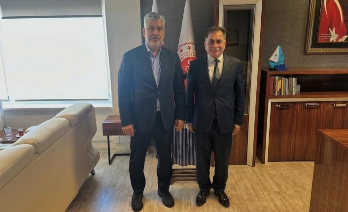 Milletvekili Büyükaydın Başsavcı Yalçın'ı Ziyaret Etti