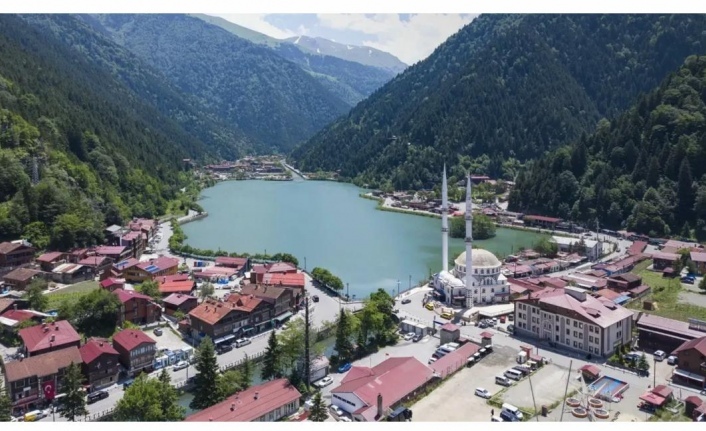 Uzungöl’e Ziyaretçi Sayısındaki Artış Var