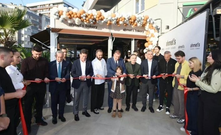 Ahmet’s Bekary Döner Açıldı
