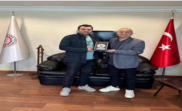Akyüz Plaketini Üçüncüoğlu’nun Elinden Aldı