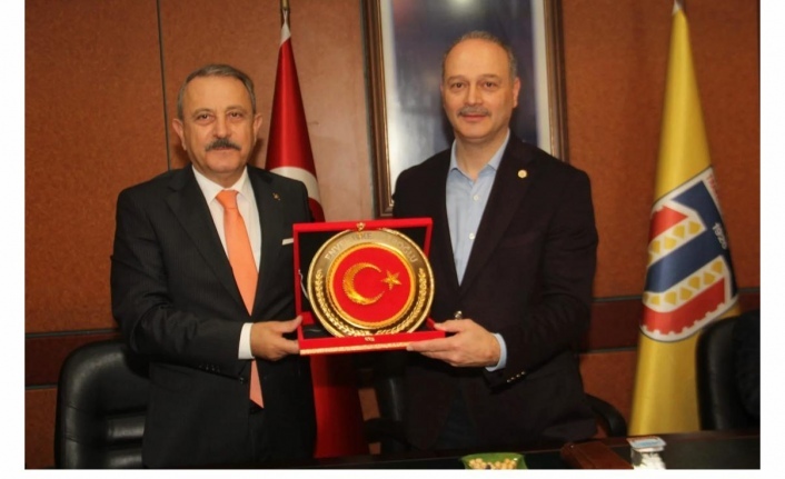 Başkan Koçal, Başkan İskenderoğlu‘nu ziyaret etti