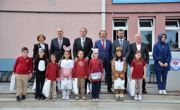 BÜYÜKŞEHİR'DEN HAYVAN SEVGİSİ İÇİN RENKLİ ETKİNLİK