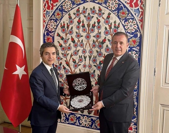 TTSO heyetinden Londra Büyükelçisi Ertaş'a ziyaret