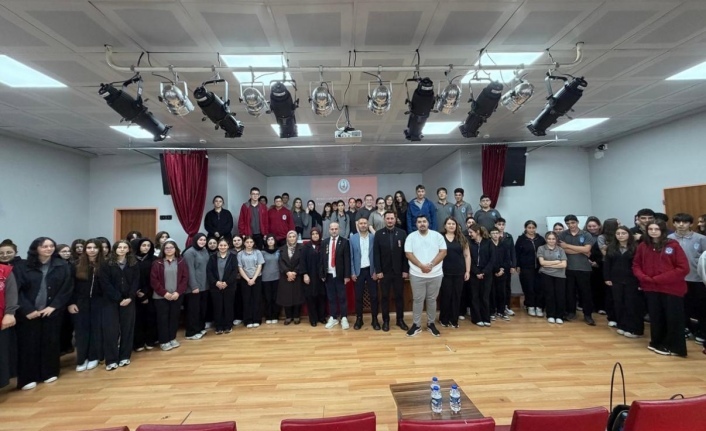 TÜGŞAV’dan Sürmene’de “Vatan ve Kahramanlık Buluşmaları”