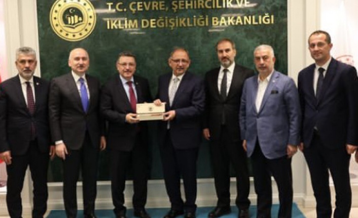 Trabzon bürokrasisi Bakan Özhaseki’yi Ziyaret.