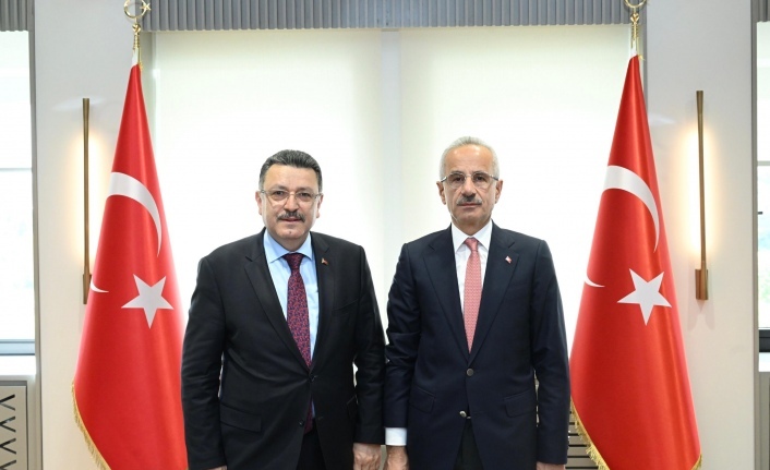 Başkan Av.Genç Bakan Uraloğlu’nu ziyaret etti.