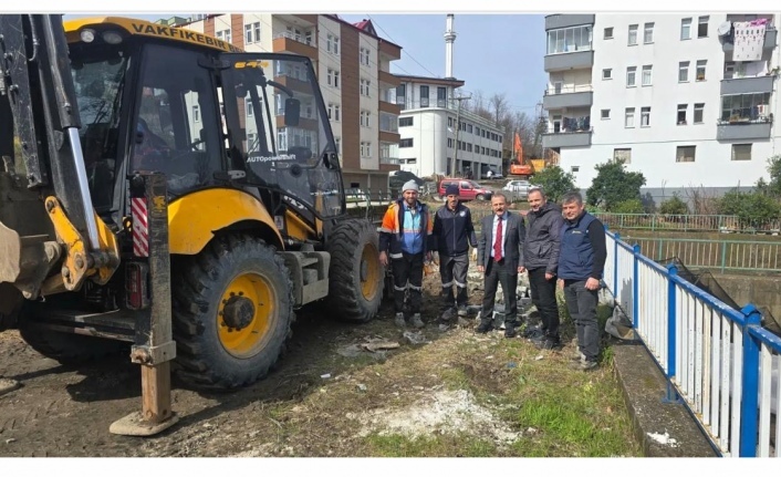 Başkan koçal şantiye şefi gibi işinin başında?