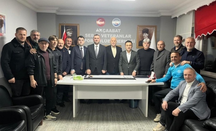 Salih cihan siyaset ve bürokrasiyi iftar sofrasında buluşturdu.