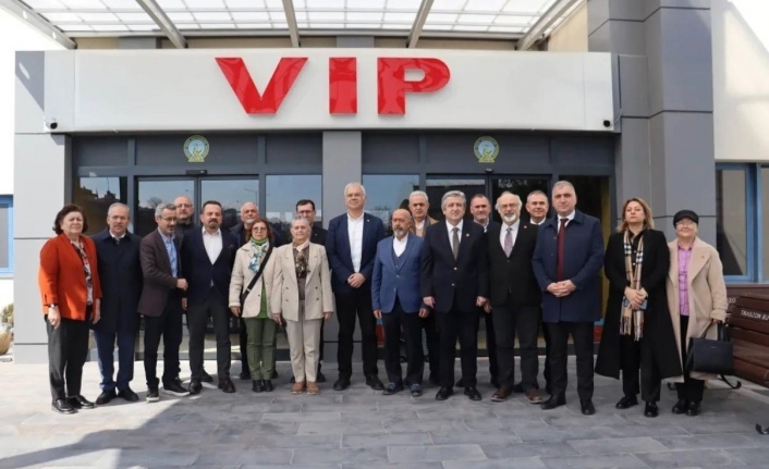 CHP’li bir grup milletvekili trabzon’da