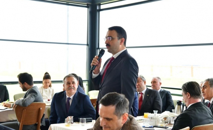 Genel müdür Şentürk topladı.