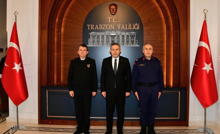 Jandarmadan vali Şahin’i ziyaret.