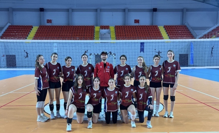 Trabzon’un Şampiyonu Bordo Mavili Genç Sultanlar Türkiye Sahnesine Çıkıyor