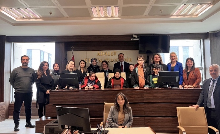 Adliyede Temsili  23 Nisan Duruşması