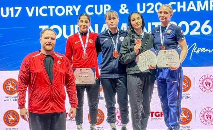 Göğsümüzü kabarttılar.