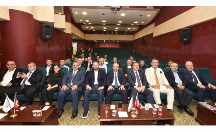 Seçilmek için yarışıyorlar aylık toplantılara bile gelmiyorlar.