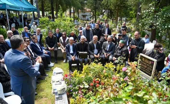 İBRAHİM USTA'YI ANMA TÖRENİNDE KONUŞAN BAŞKAN GENÇ: