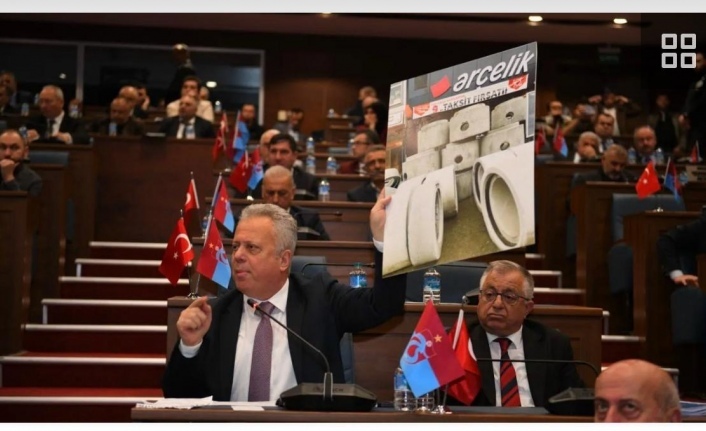 "YÜKSEK BORÇLANMALARLA TİSKİ'NİN FİNANSMAN YÜKÜ ARTIRILIYOR"