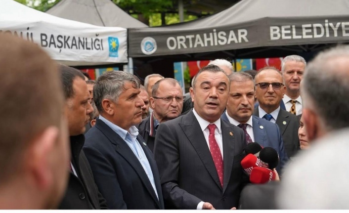 İYİ’ler bayramlaştılar.