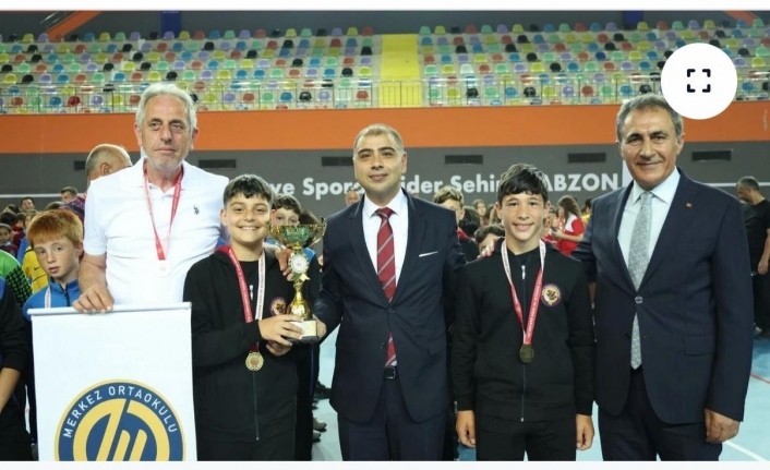 Okul sporları ödül Töreni düzenlendi