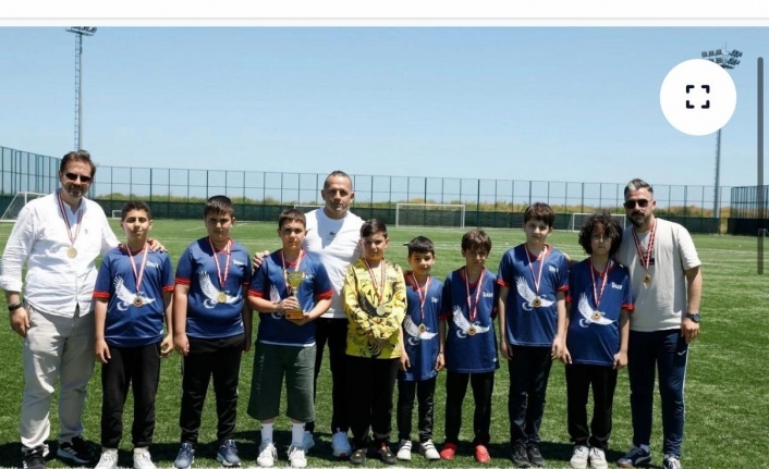 Ortaokullar arası futbol turnuvası sona erdi