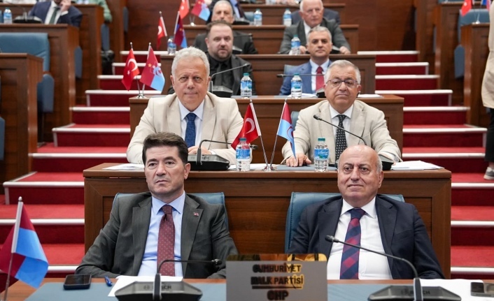 ZORLU, KÜLTÜR YOLU FESTİVALİ’NDE YAŞANAN ULAŞIM MAĞDURİYETİNİ DİLE GETİRDİ